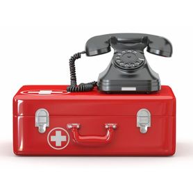 Telefon auf Notfallkoffer